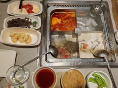-海底捞火锅(新松江路生日主题店)