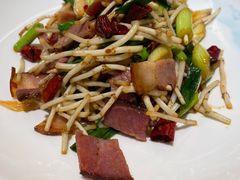 折耳根炒腊肉-贵州大厦贵州厅