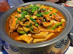 -徐记小怪兽肉蟹煲(中央大街店)