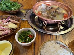 -阿婆情腊排骨火锅(金虹路店)