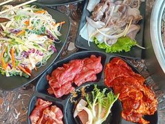 -啊美丽炭火烤肉(滑翔一店)