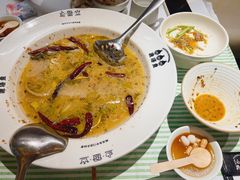 -渔语鱼新川菜Bistro(万象天地店)