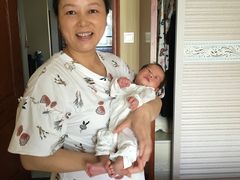 -爱贝尔高端月嫂(母婴护理)