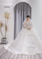 -Lady  Jane高端婚纱礼服馆