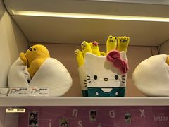 -泡泡玛特POPMART(蓝色港湾店)