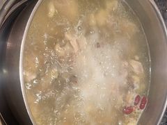 -一席地·本地鸡窝·杭帮鸡火锅(萧山银隆百货店)