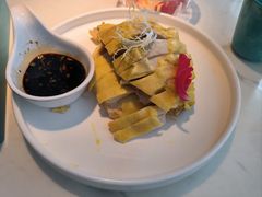 -荷塘秋月·本帮江浙菜(国权路店)