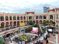 -佛罗伦萨小镇广佛名品奥特莱斯(疏港路店)