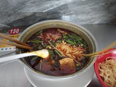 -铁锅哥米线