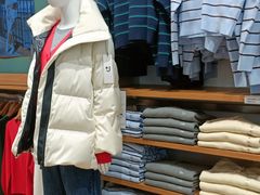 -优衣库(石家庄裕华万达广场店)