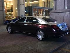 -中山利和希尔顿酒店