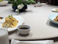 -品悦酒店(三林古镇店)