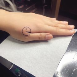 -SNOW TATTOO STUDIO
