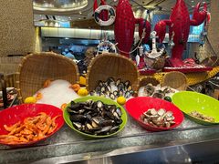 -怡聚轩全日制自助餐厅(大中华喜来登酒店)