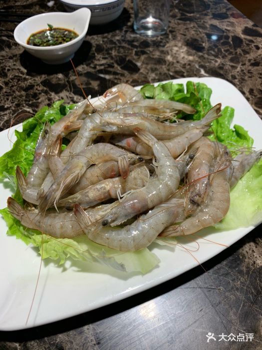 粤盛坊肚包鸡养生火锅基围虾图片