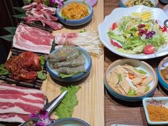 -明洞阿姨·韩式酱蟹烤肉·创意料理(三元桥店)