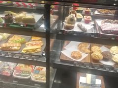 面包甜点陈列柜-星巴克(蔡伦路店)