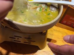 -琥珀老六龙虾(四里河店)