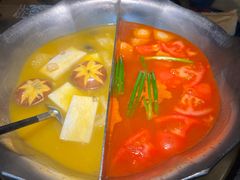 -湊湊火锅·茶憩(南京东路悦荟店)