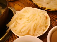 -洞庭洲·防空洞火锅·烧烤·铜锅涮肉(新百广场店)