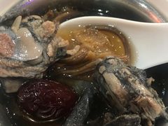 茶树菇乌鸡红枣汤-陈光记烧腊(长寿路店)