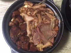 -赵家牛肉砂锅(台西三路店)
