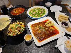 -万重锦·人文川菜馆(骡马市店)