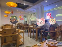 -毛辣果·贵州红酸汤牛肉火锅(西单店)