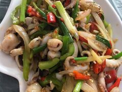 -覃记海鲜美食餐厅