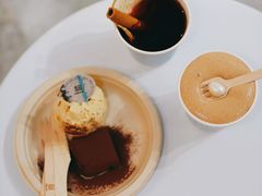 -HUGS coffee(东区店)