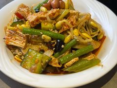 -陈熹公民族美食文化餐厅(中华广场店)