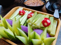 -烟熏火烤海鲜烧烤