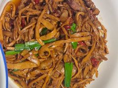 -俏湖兰·辣椒炒个肉(海沧店)
