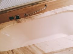 -上海中航虹桥机场泊悦酒店