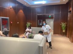 -美年大健康·体检中心(江岸分院)