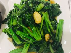 油渣炒菜心-宜宾海鲜酒家·三十年老字号