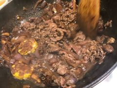 -胡须佬鸡煲四季火锅店(石厦西村直营店)