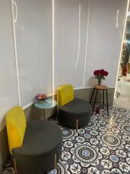 -PE SALON 