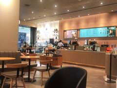 大堂-星巴克臻选(深圳万象天地旗舰店)