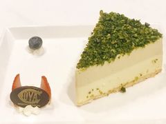 开心果香慕斯蛋糕-COVA(平安金融中心店)