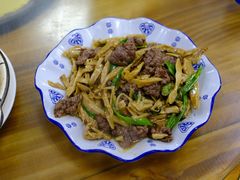 -始兴县农家小院餐馆