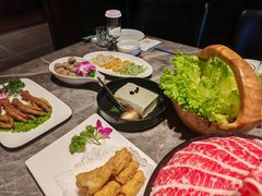 -德天肥牛海鲜火锅(城西银泰店)