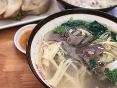-小姜锅贴(凤凰街店)