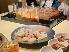 -余欢领鲜火锅(新街口店)