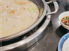 -老来福·非遗酸汤兔(凯旋路店)