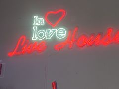 -INLOVE Live House