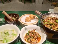 -费大厨辣椒炒肉(太平老街店)