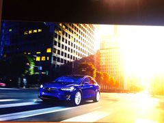-TESLA 特斯拉(上海太古汇体验店)