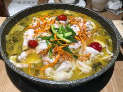 -山城外·非遗酸菜鱼(蜀都万达店)