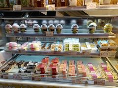 -金色麦甜糕点(面包.蛋糕.华苑店)
